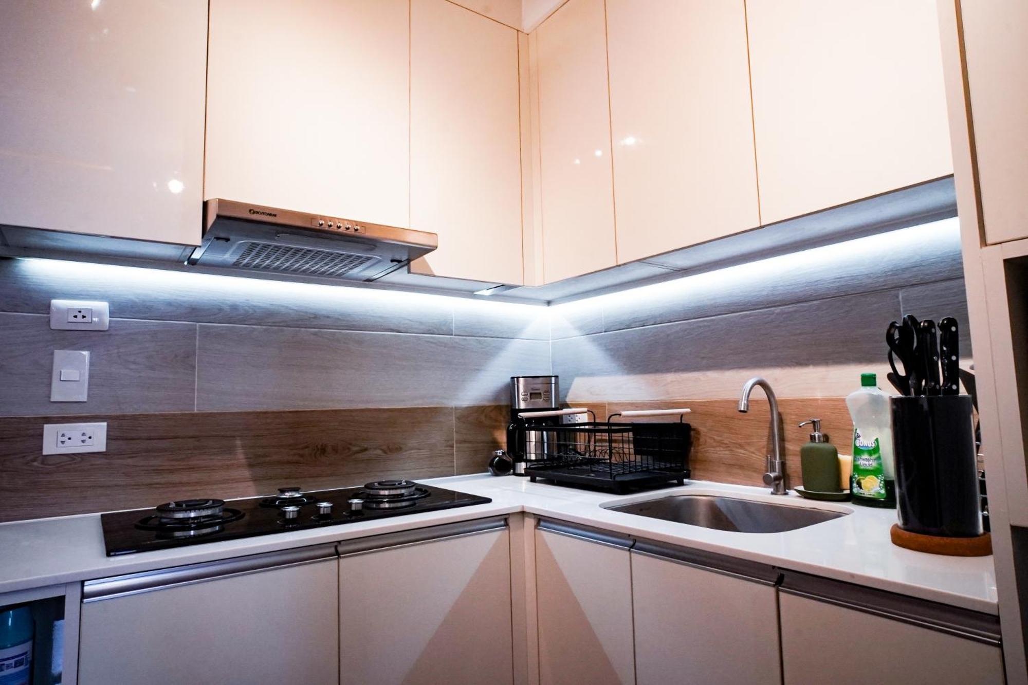 Modern Designed Studio Condo Near Ayala Centrio Cagayan de Oro Exterior photo
